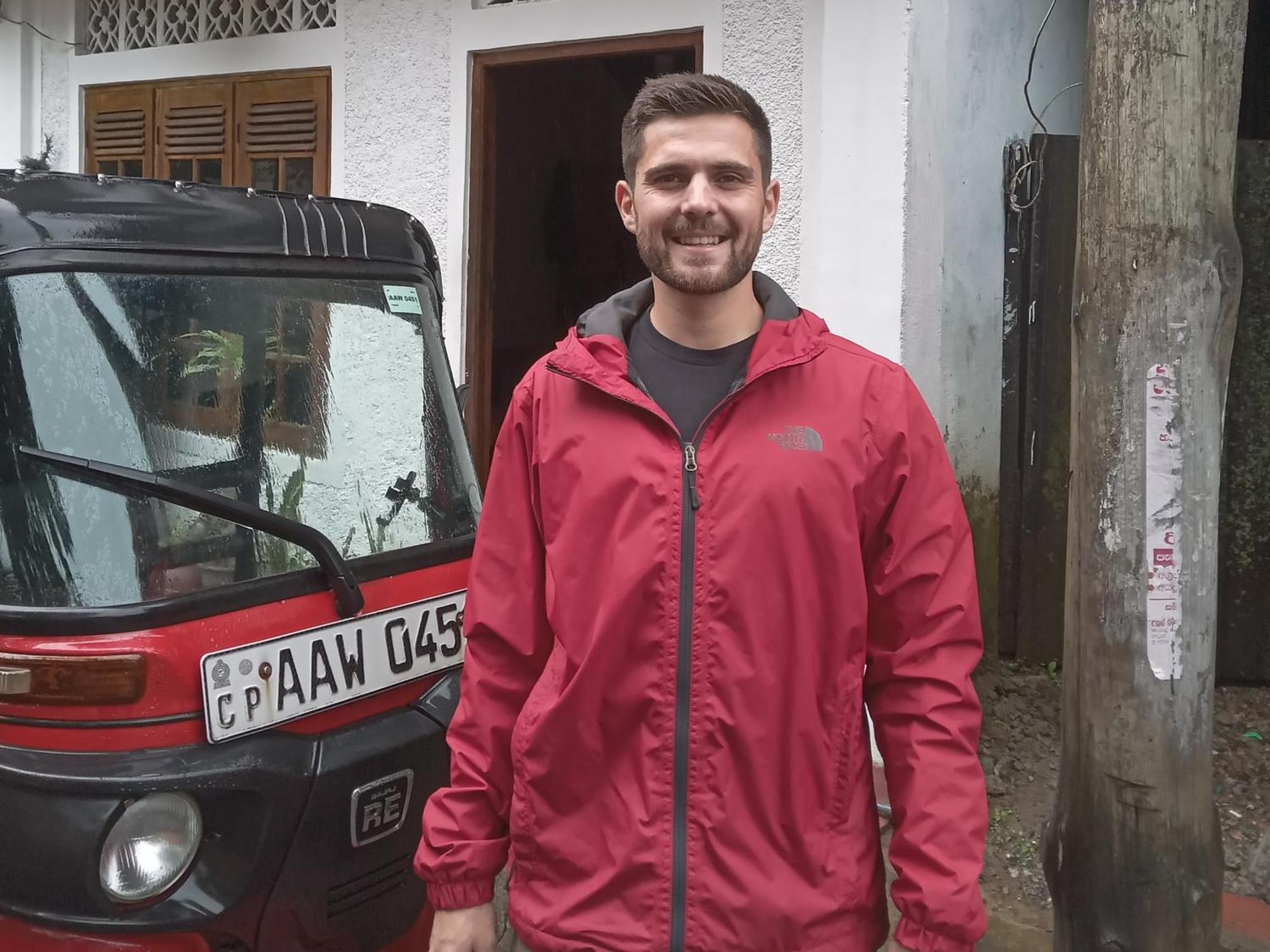 Trinish Homestay Хатон Екстериор снимка