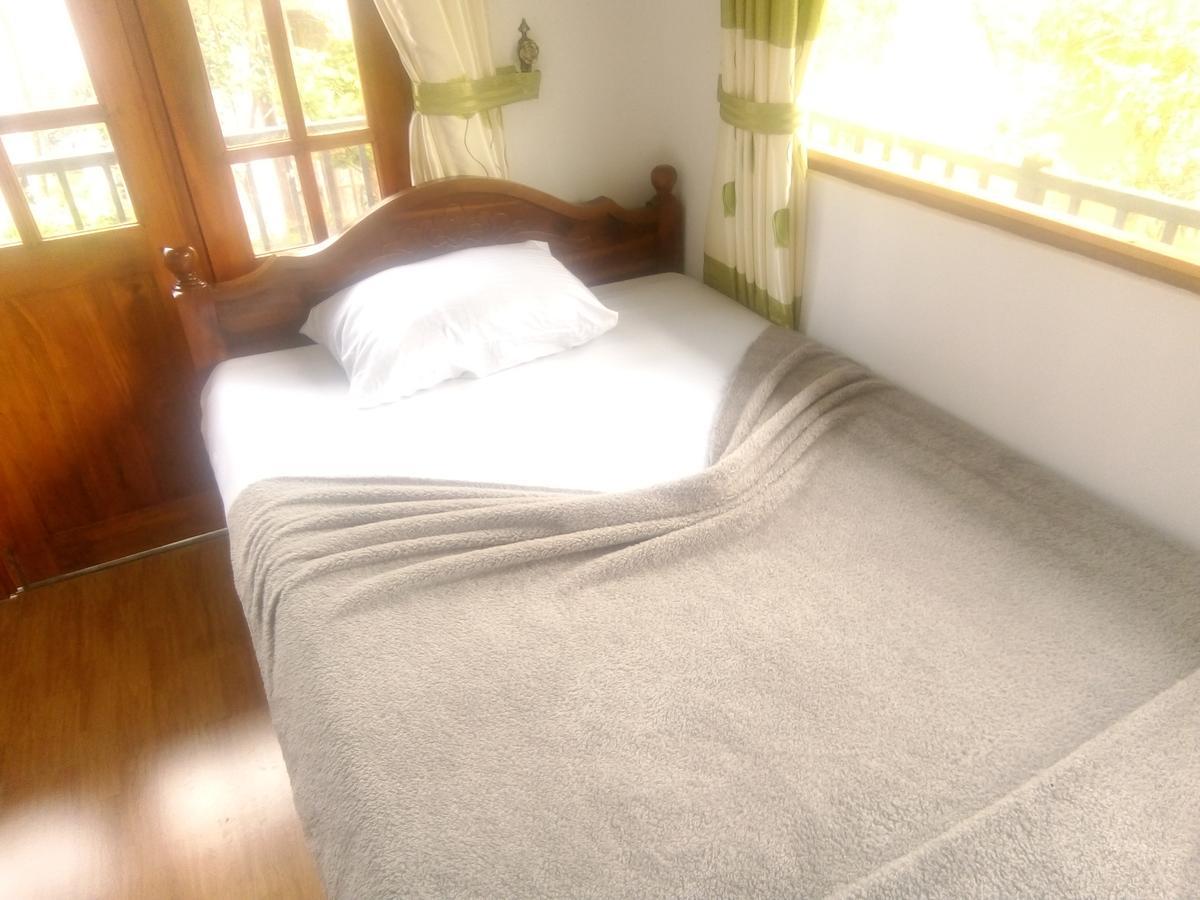 Trinish Homestay Хатон Екстериор снимка